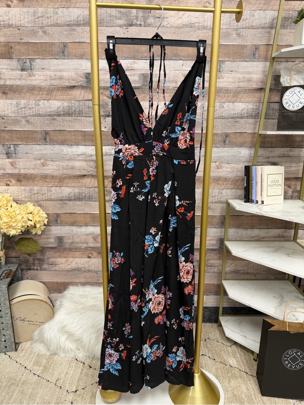 Simplee Apparel NWT Black Floral Halter Romper S